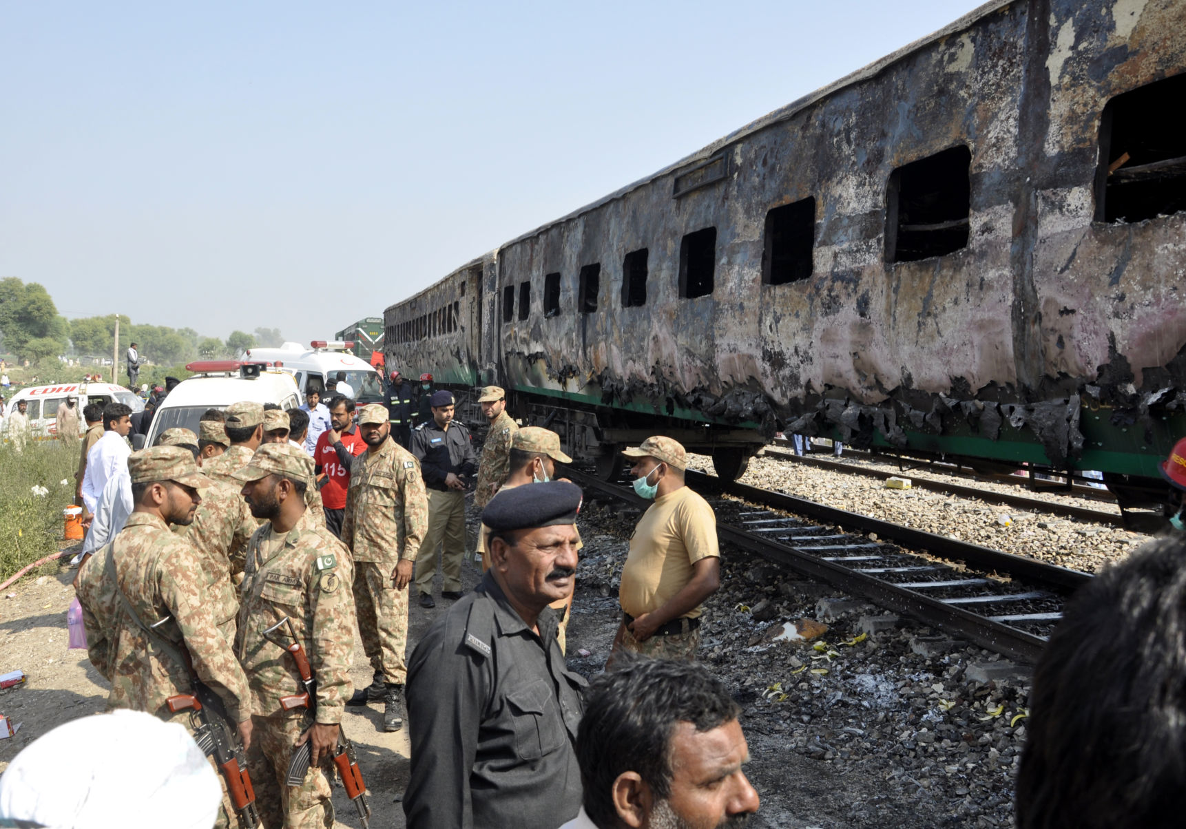 Pakstan Train Fire